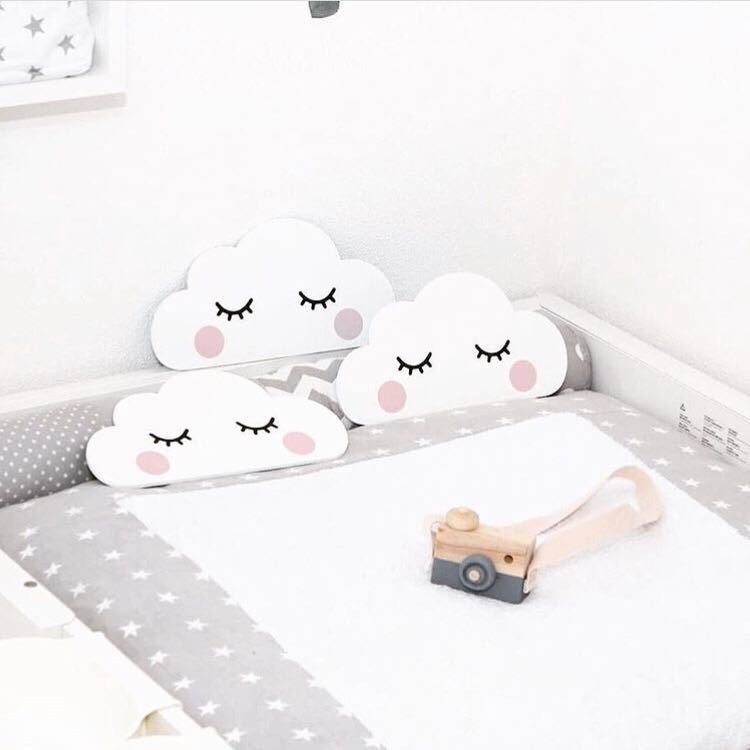 Cloud themed wall sticker