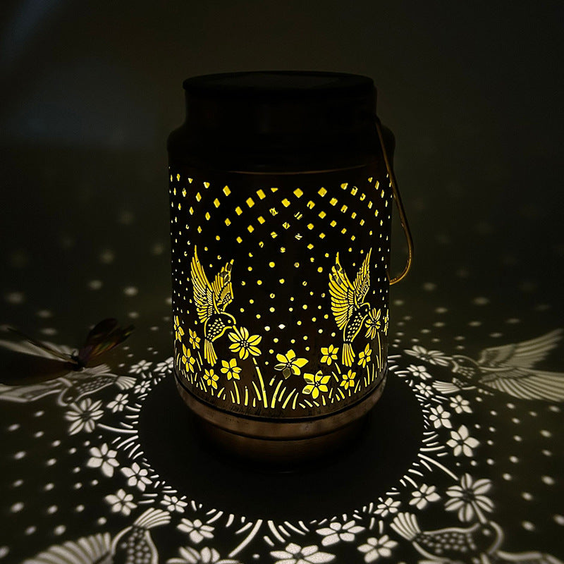 Waterproof solar lantern close up 4