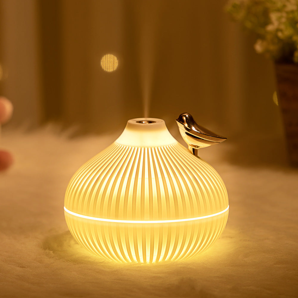 USB onion humidifier with ambient lighting