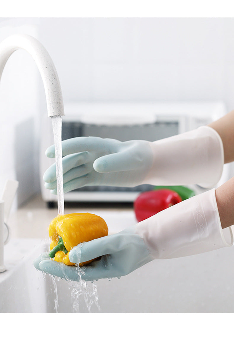 Durable latex cleaning gloves for kitchen use