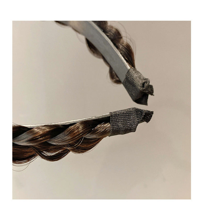 Wide hairband for women in black color