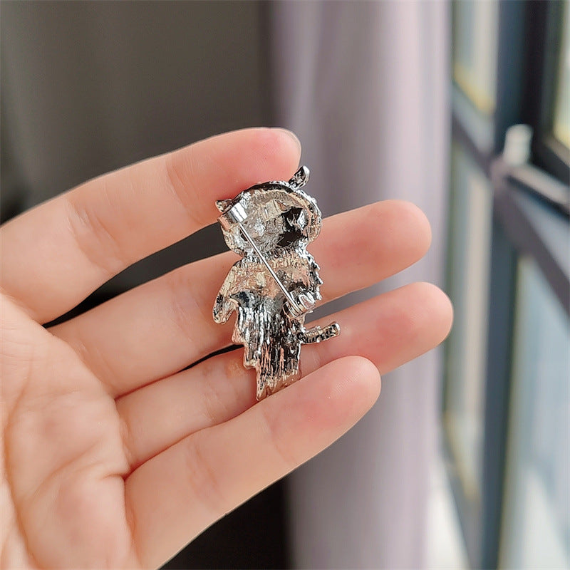 Elegant Owl Brooch Close-up