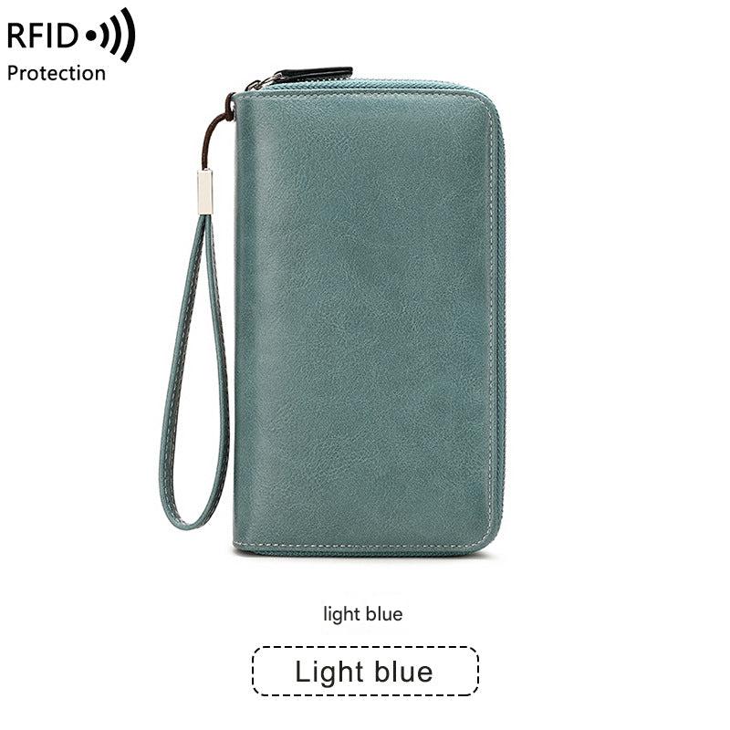 Stylish women's clutch for casual use