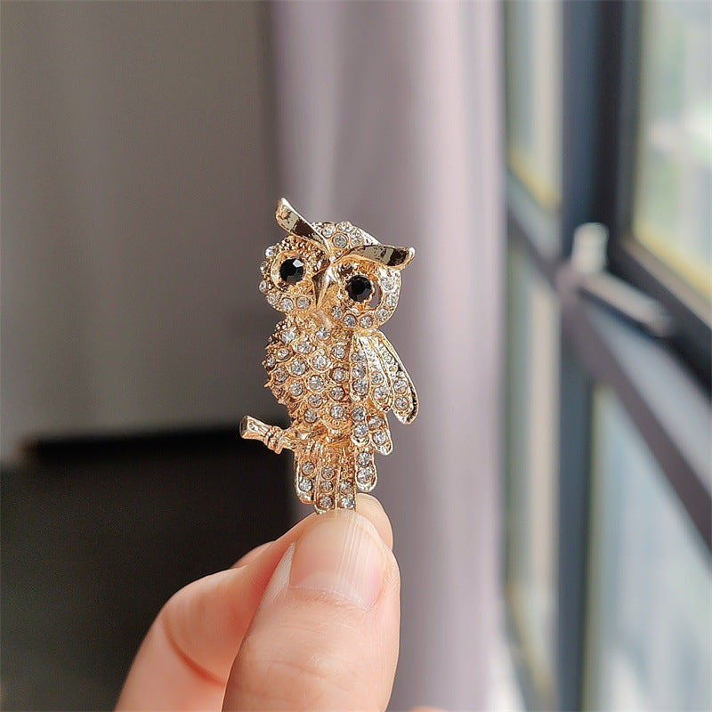 Owl Brooch on Fabric