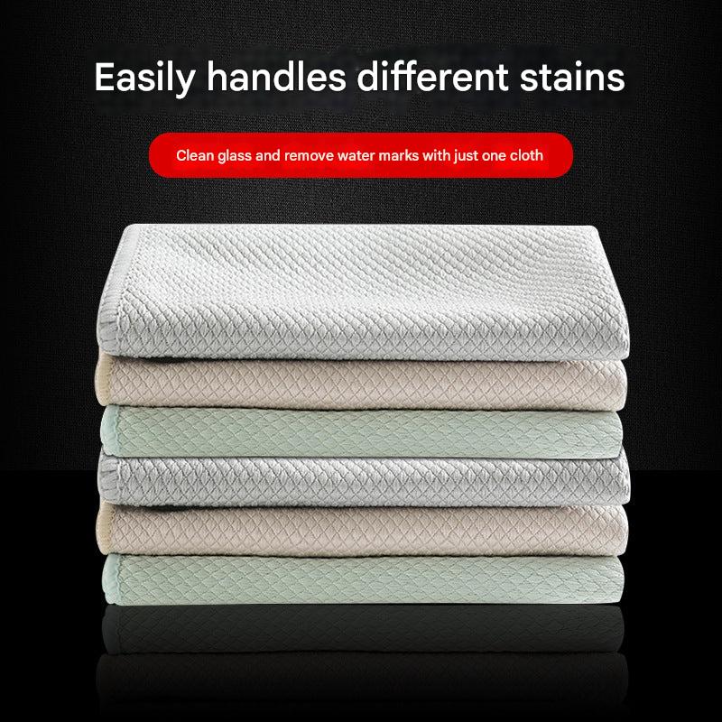 Set of Three Cleaning Towels Image 7