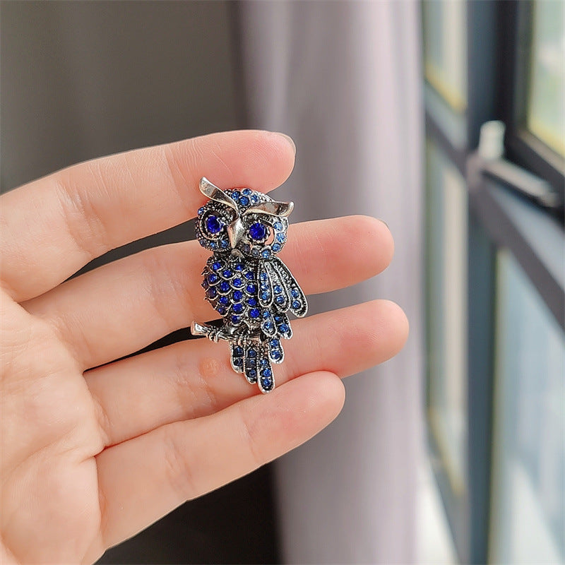 Elegant Owl Brooch Close-up