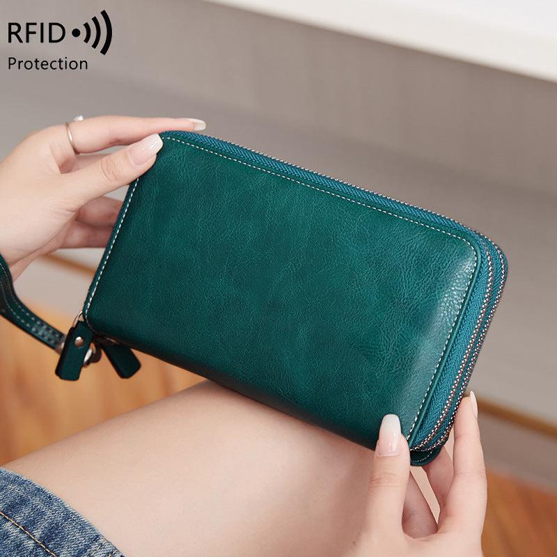 RFID-blocking women's wallet front view