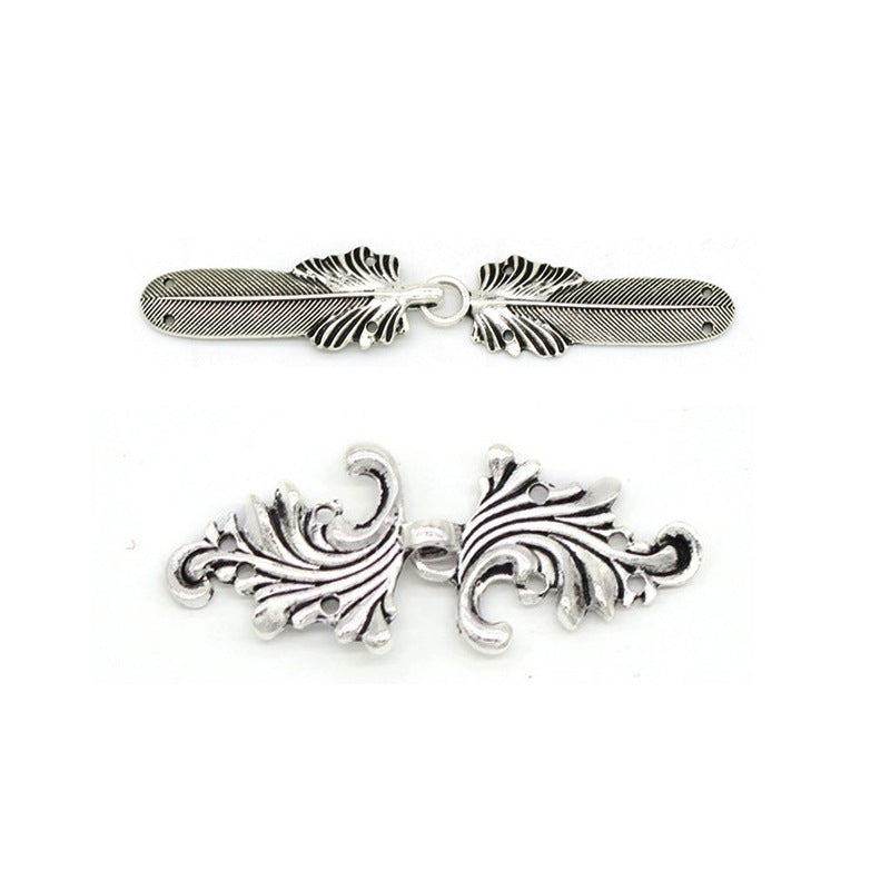 Elegant vintage scarf clip in antique silver