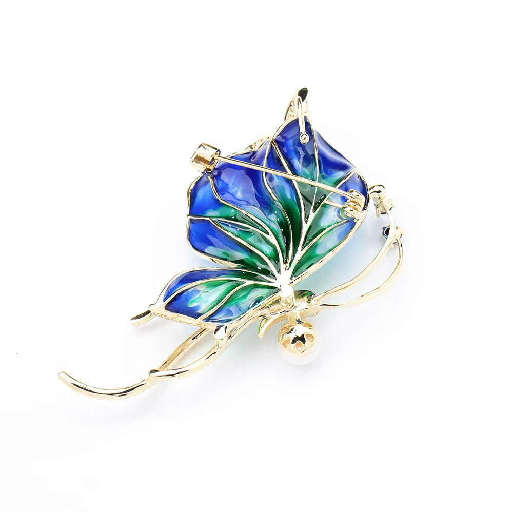 Elegant Butterfly Brooch Image 1 - Luxurious Design
