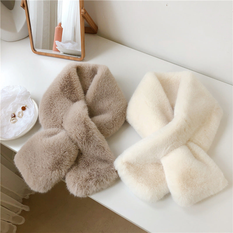 faux fur neck warmer in black