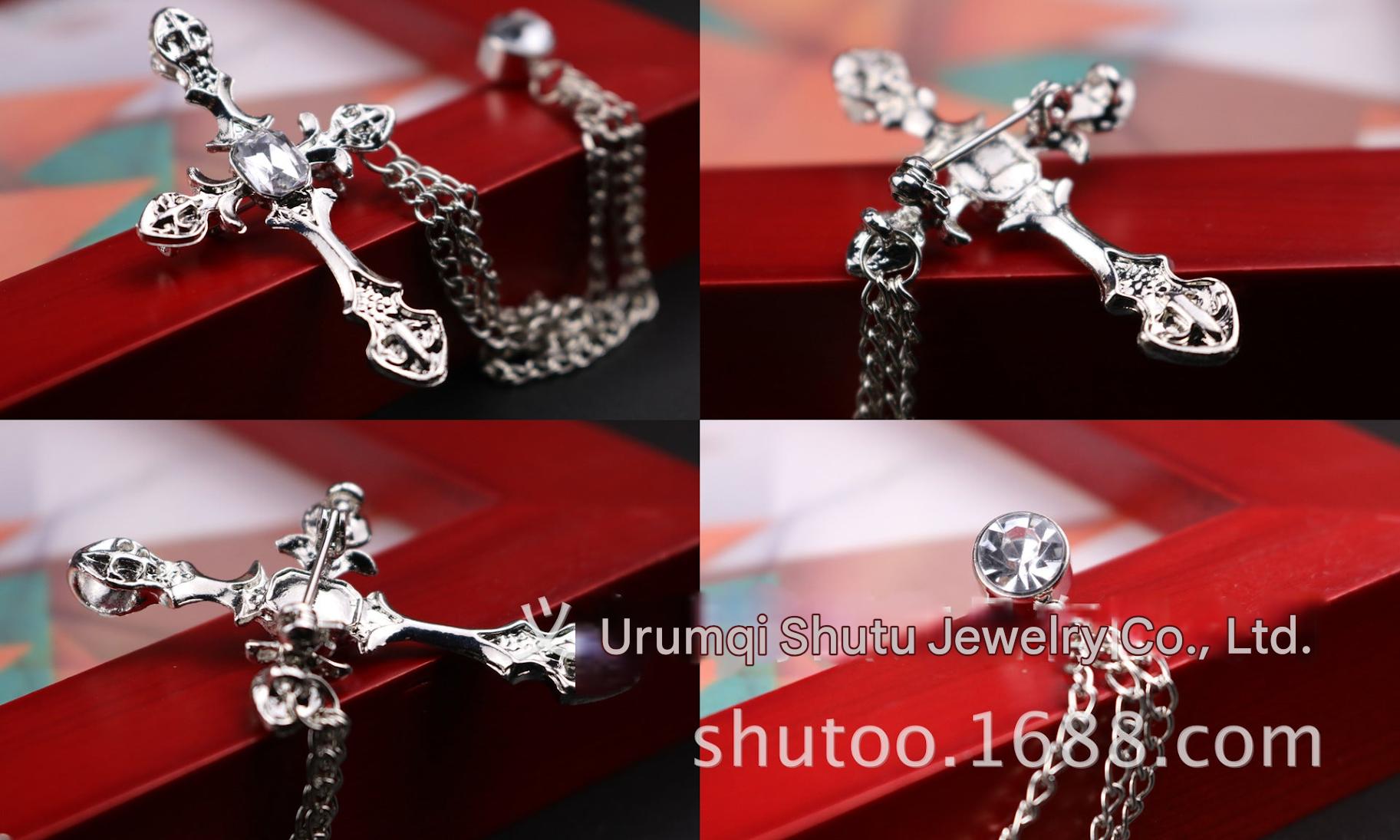 Vintage cross brooch for men and women with crown design