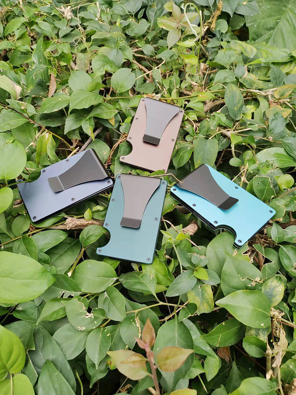 Secure aluminum wallet image 3