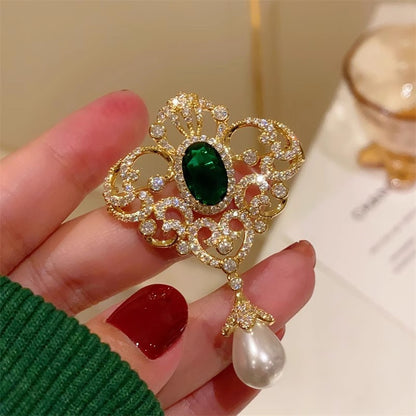 green zircon brooch floral design