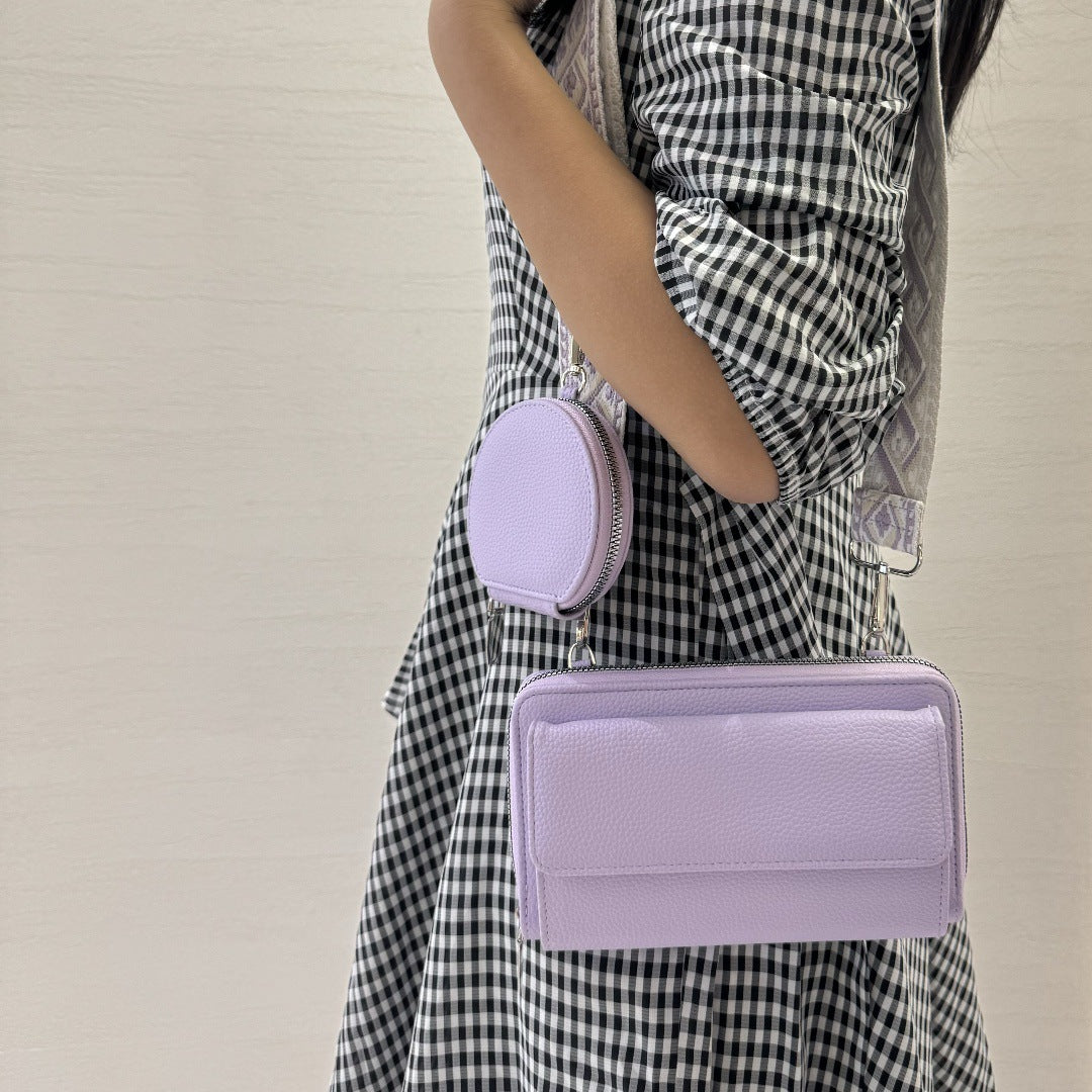 User wearing the sling bag image 8