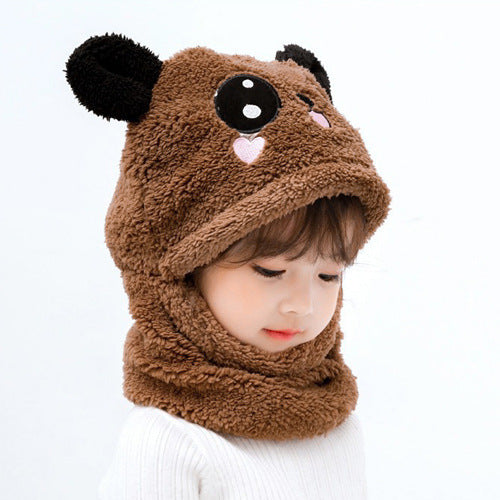 Adorable children's hat and scarf set