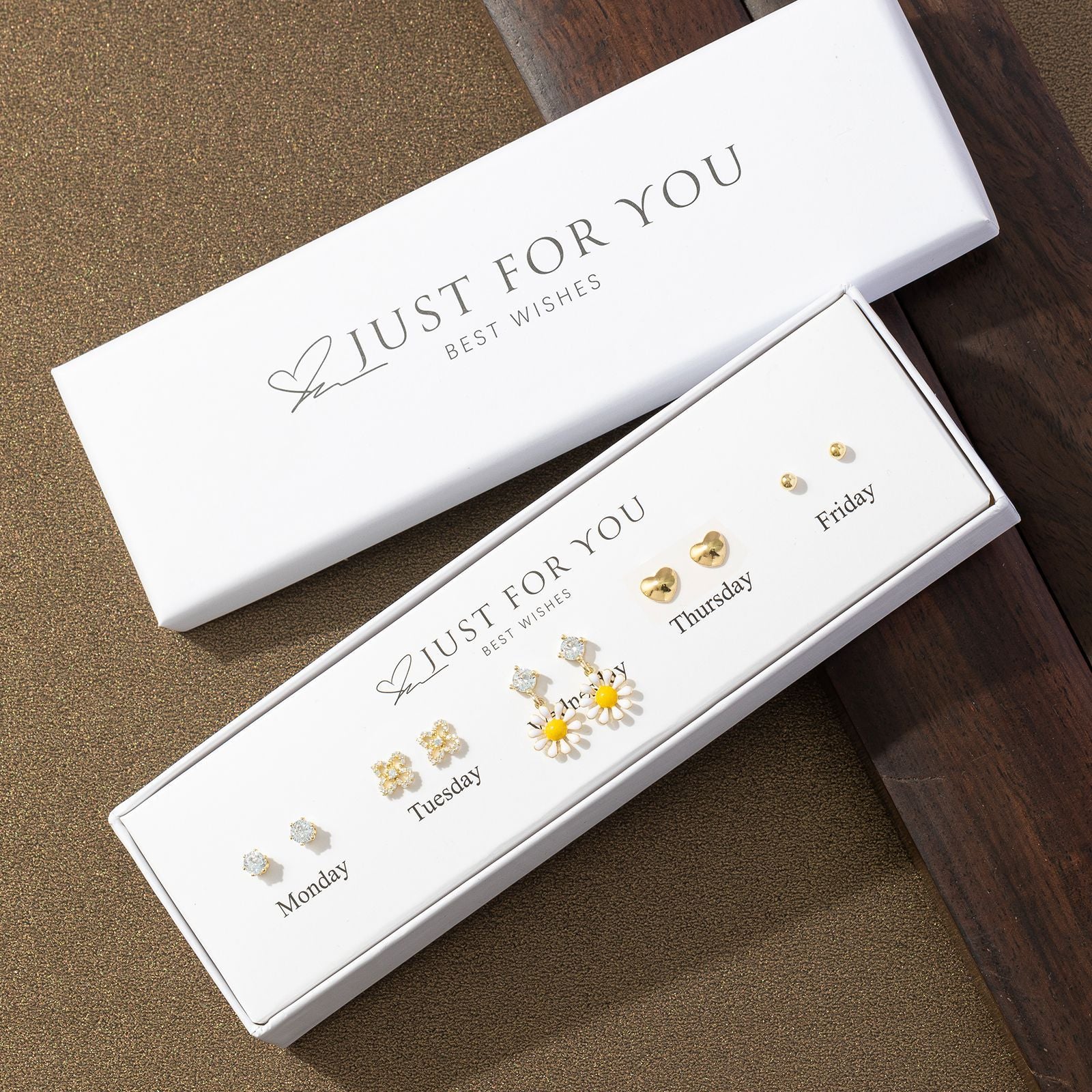 elegant gift box earrings image 8