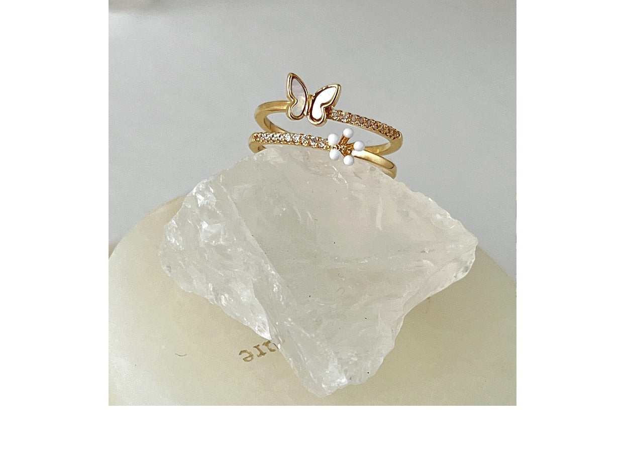 Beautifully designed vintage butterfly ring - image 5