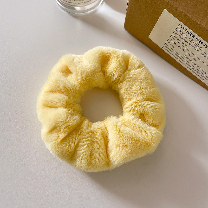 Comfortable plush hair accessory for kids in white