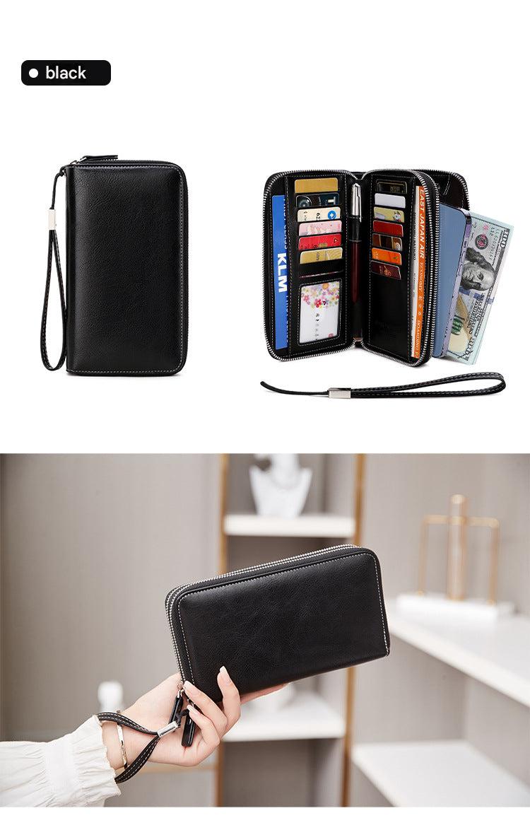 Stylish women's clutch for casual use