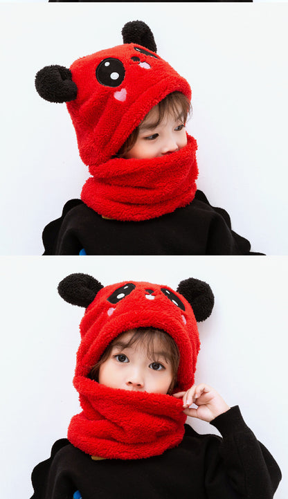 Winter scarf set for children with bear design