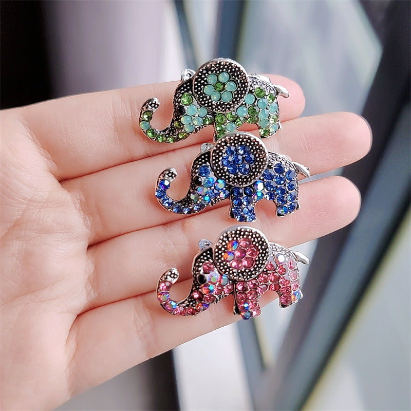 Gift-Worthy Brooch for Special Occasions image 9