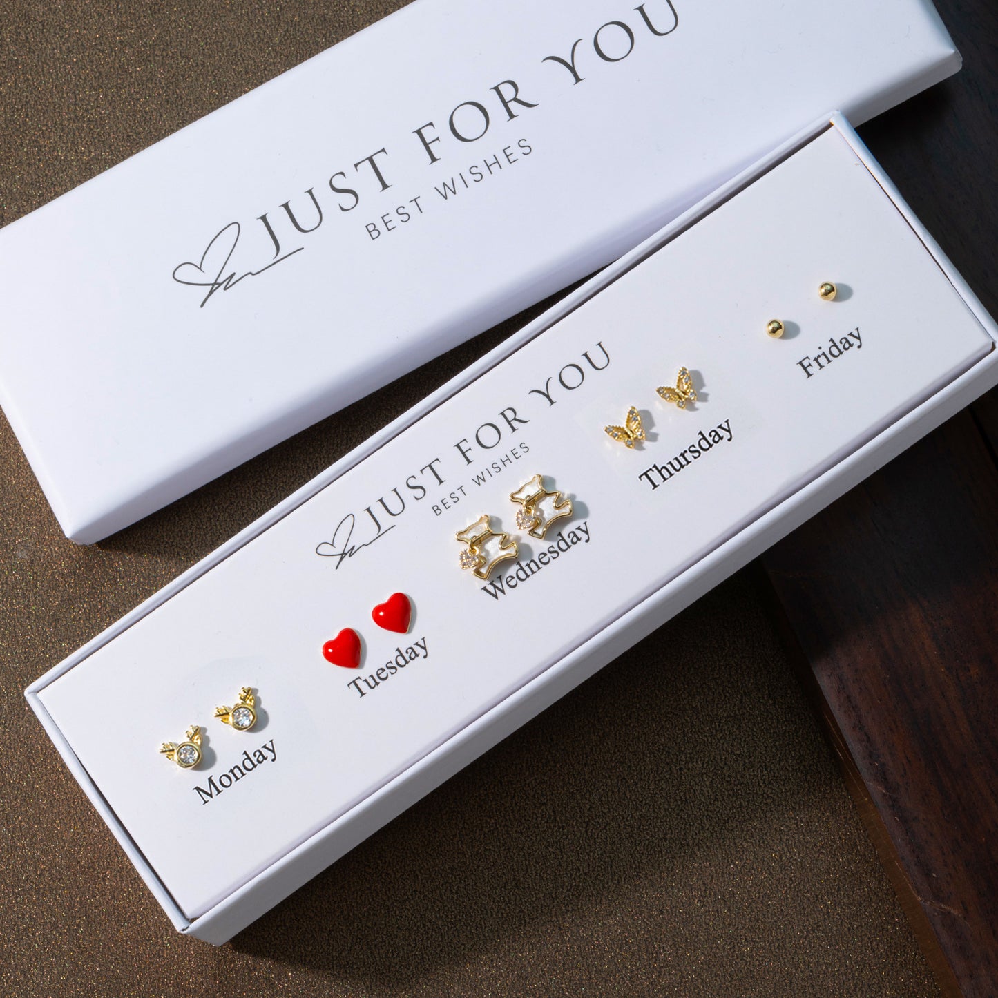 10-piece silver earring gift box image 3