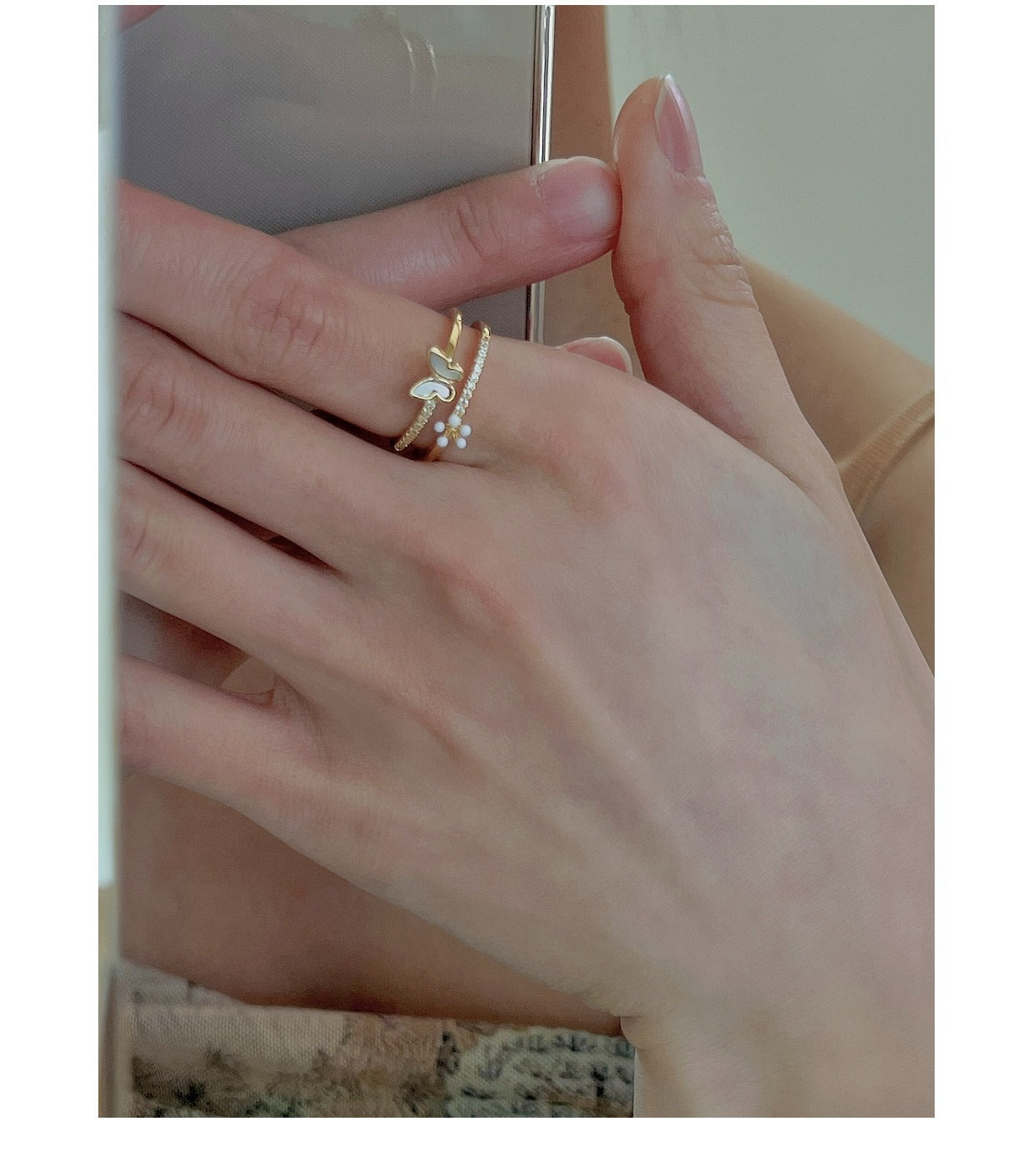 Fashionable butterfly ring with pearl accent - image 4