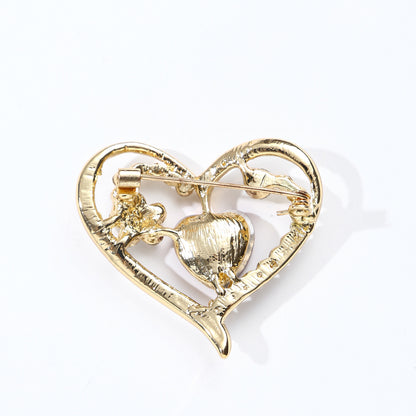 Fashion accessory heart-shaped lapel pin