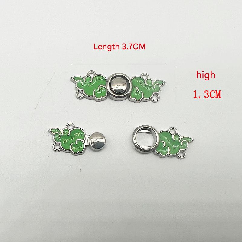 High-quality clasp for cultural attire