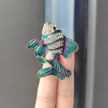 Tropical fish brooch pin green