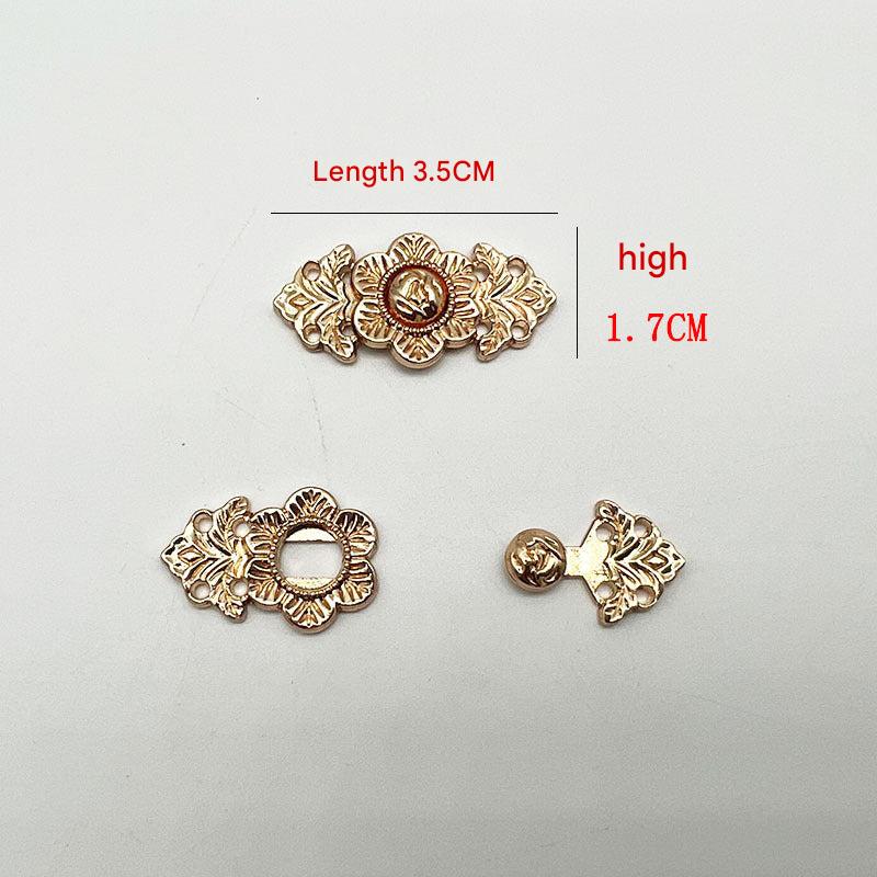 High-quality clasp for cultural attire