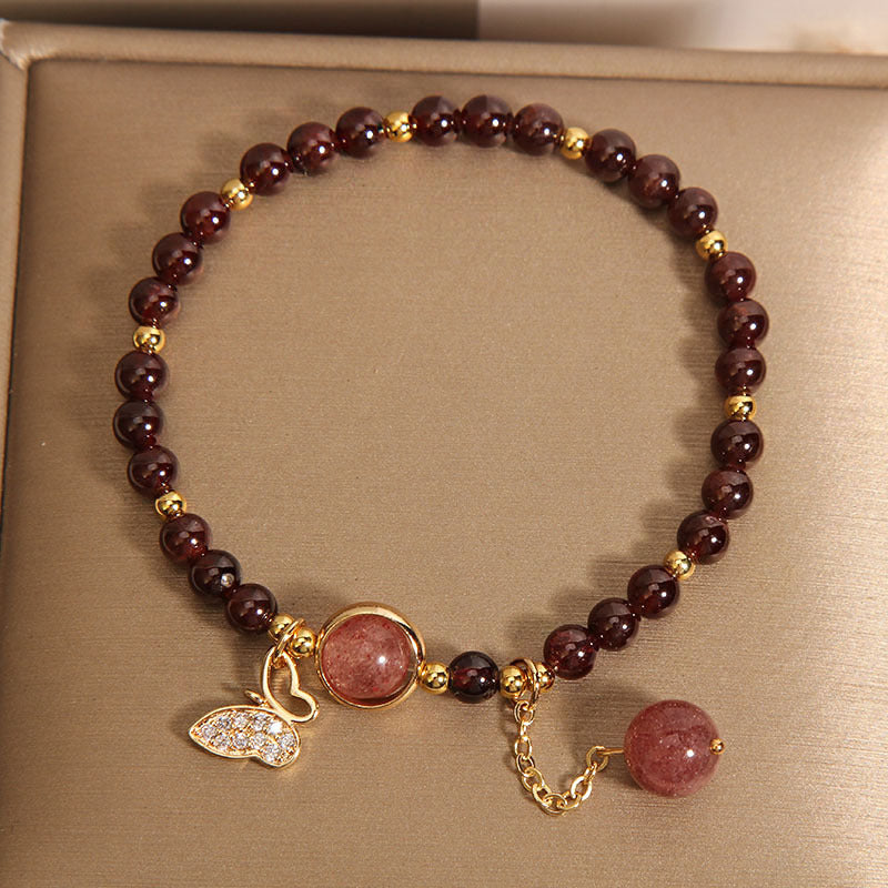 Adjustable garnet bracelet showing details image 3