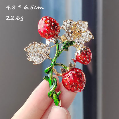 Stylish brooch with retro design