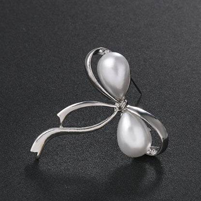 Versatile Fashion Pin Accessories Image 6