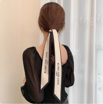 Fashionable lightweight hairband