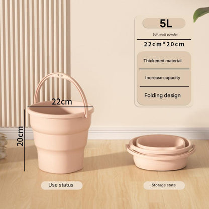 Portable fishing bucket with water