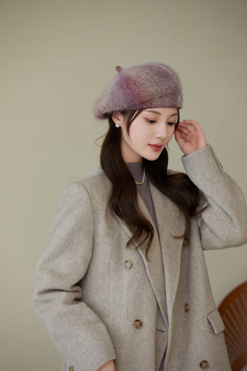 Elegant Rabbit Fur Beret in Black