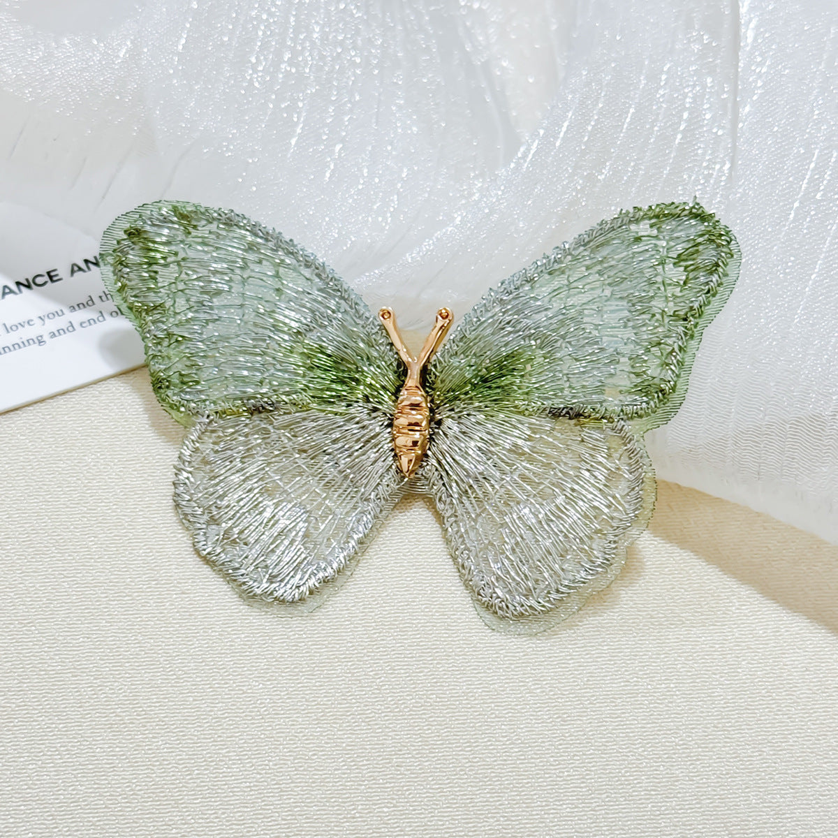 High-quality alloy brooch for women