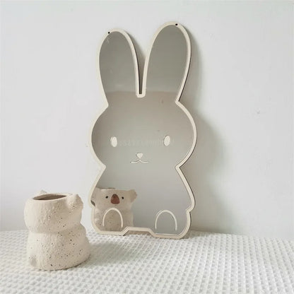 Bear themed decorative mirror for kids