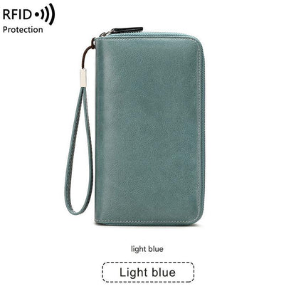 Stylish women's clutch for casual use