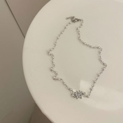 Elegant Butterfly Choker Necklace - Image 1