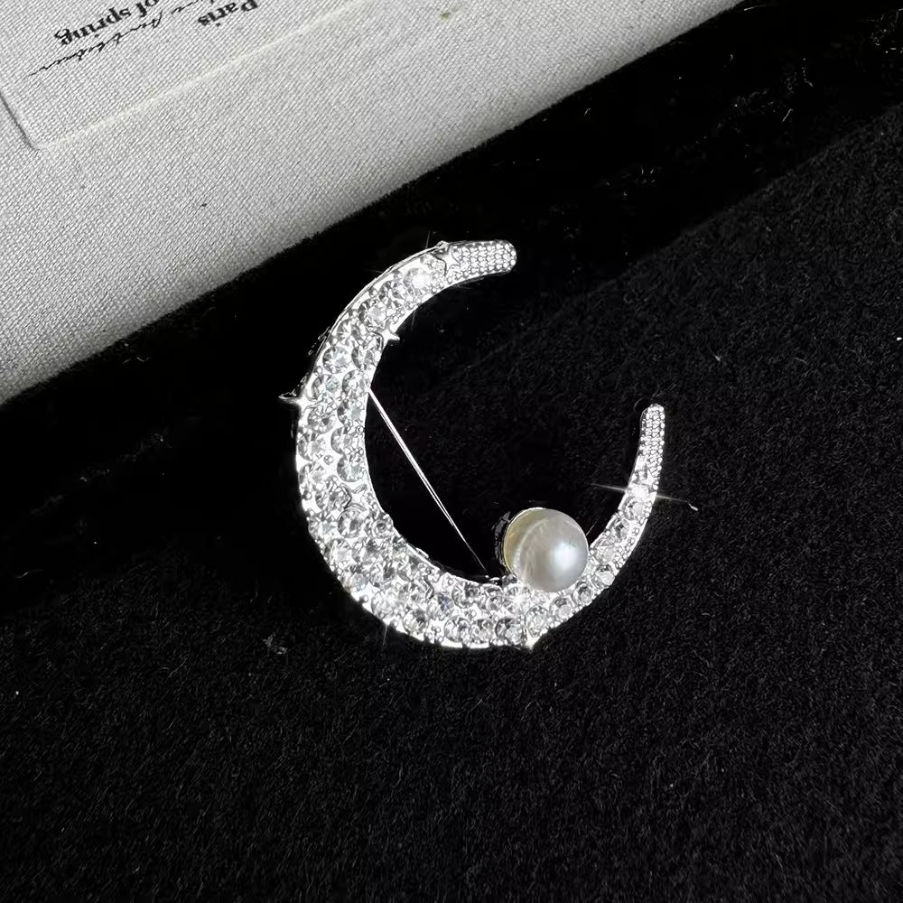 Gold moon brooch with sparkles - image 5