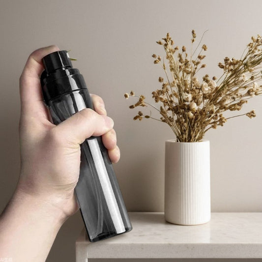 Portable sprayer bottle for travel hydration