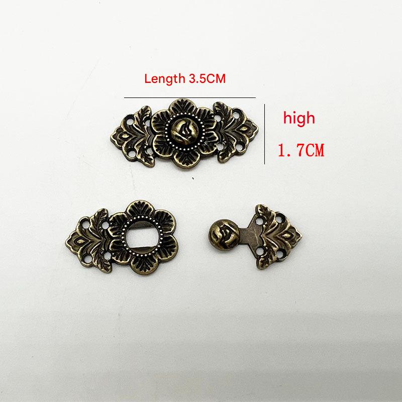 Antique bronze clasp for traditional outfits