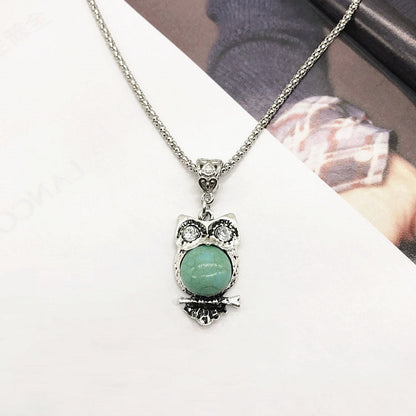 Vintage bohemian necklace and earring set with turquoise accents - image 1