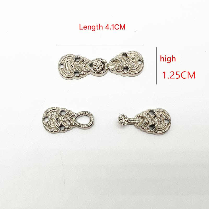 Antique bronze clasp for traditional outfits