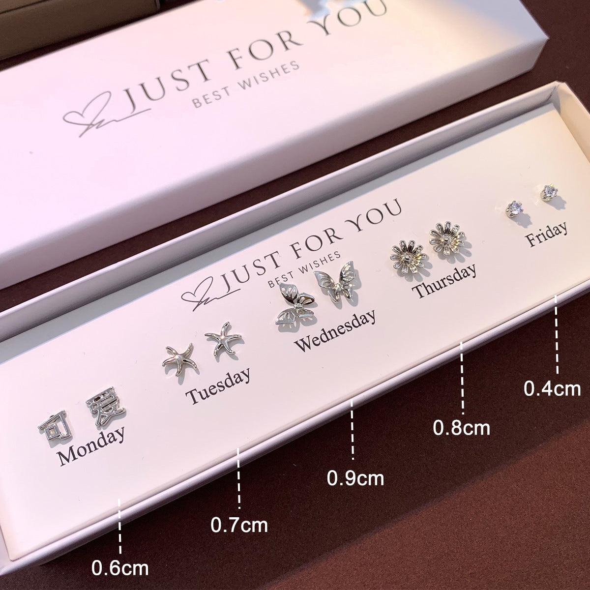 Lightweight earrings style image 7
