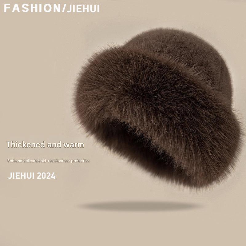 fashionable warm hat for winter