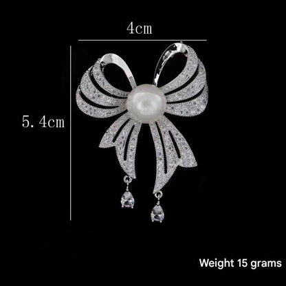 Chic and unique brooch for any outfit