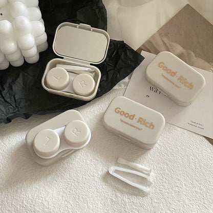 Stylish contact lens case with a chic look